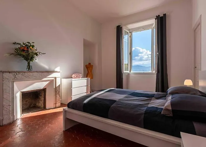 Ajaccien Familial * Ajaccio (Corsica)